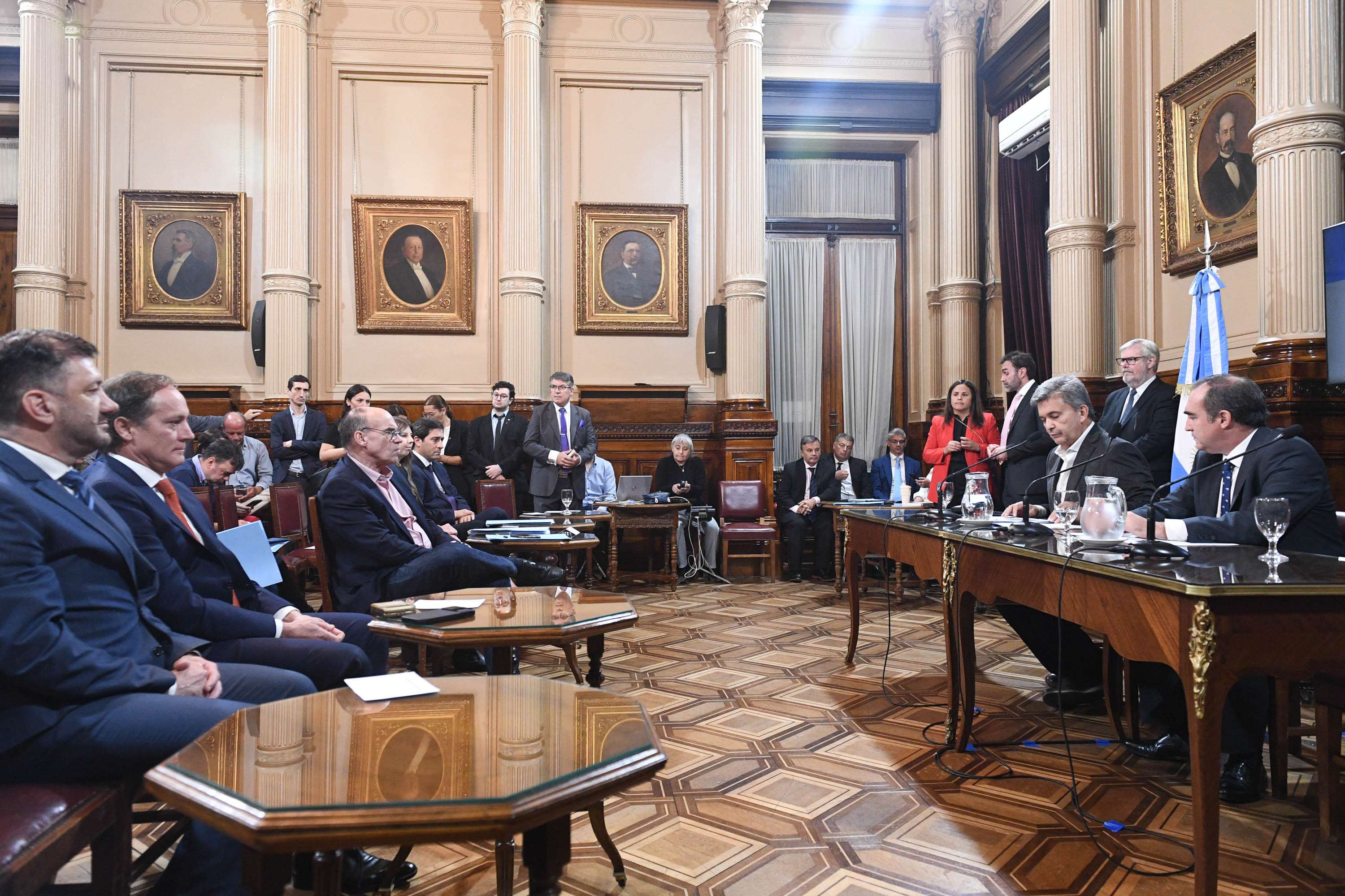 Reunión constitutiva de la Comisión de Coparticipa